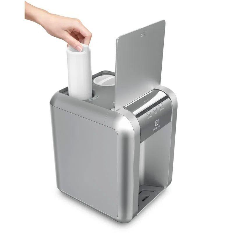 Purificador Electrolux Água Gelada, Fria e Natural com Painel Easy Touch Cinza (PE11X)
